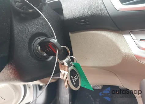 2013 Honda Accord Lx z USA, uszkodzony, nr VIN 1HGCR2F34DA279809